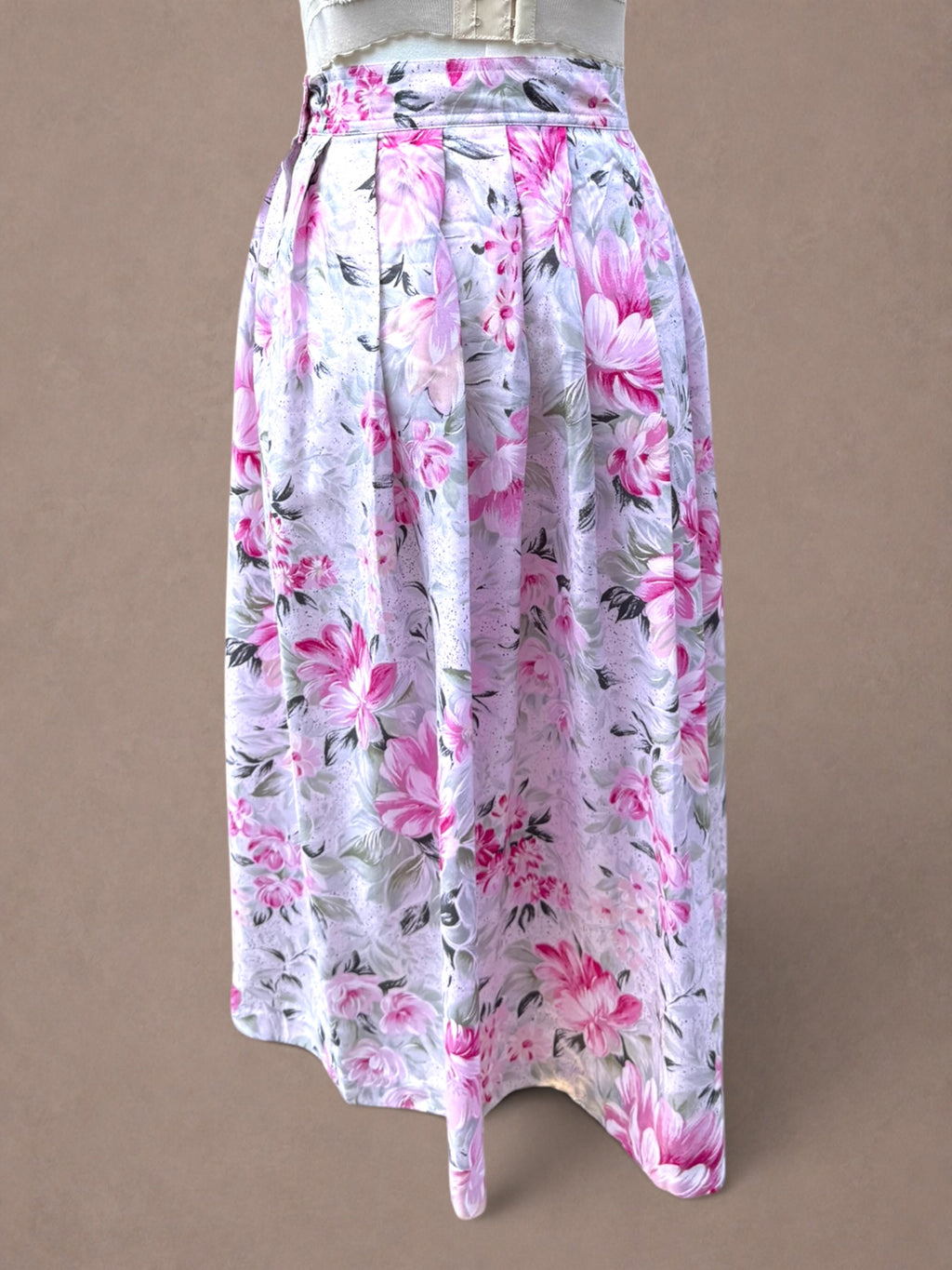Romantic Garden Floral Print 1980s Rayon Midi Skirt