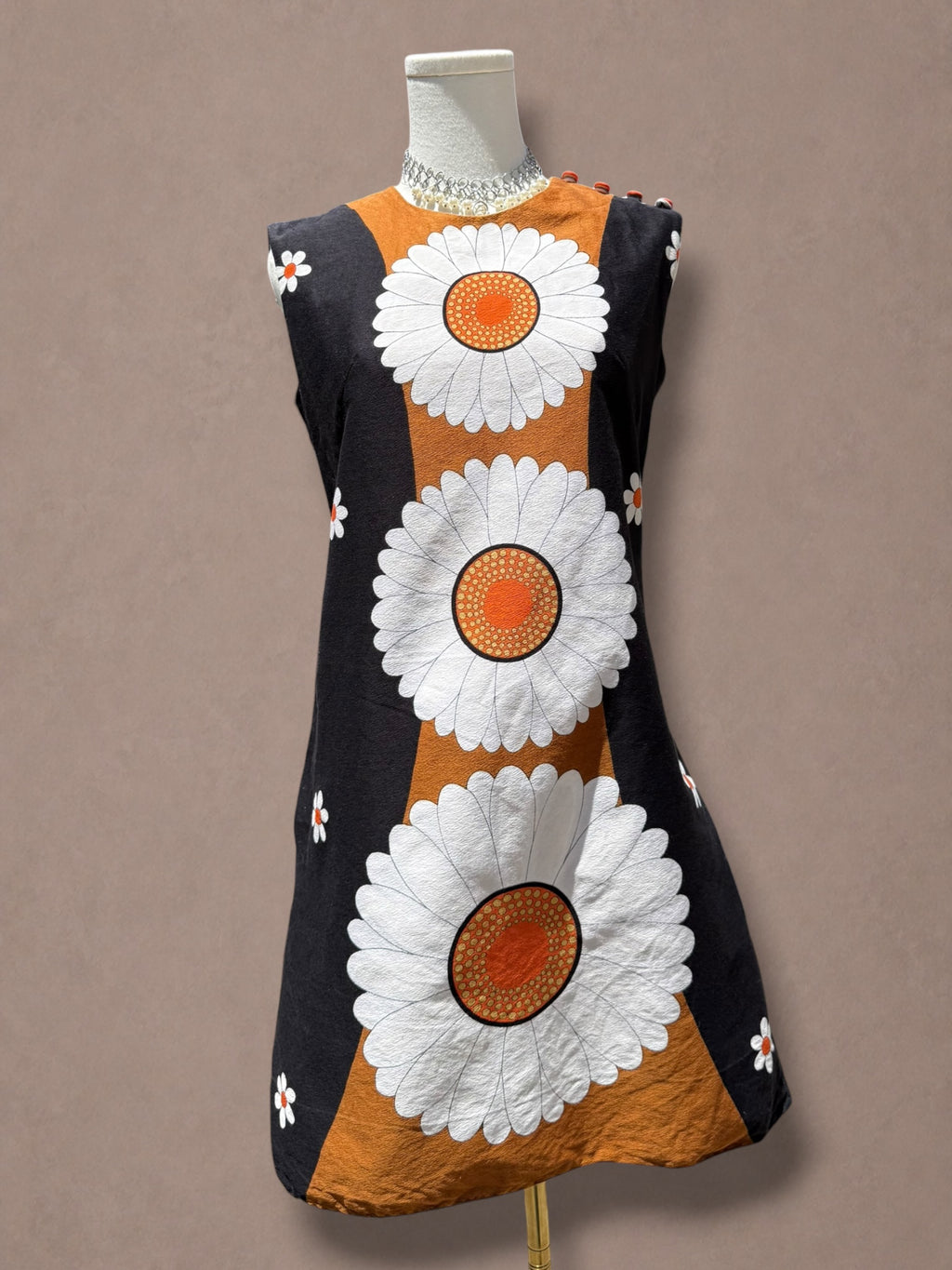 Alice Polynesian 60s Giant Daisy Mod Mini Dress
