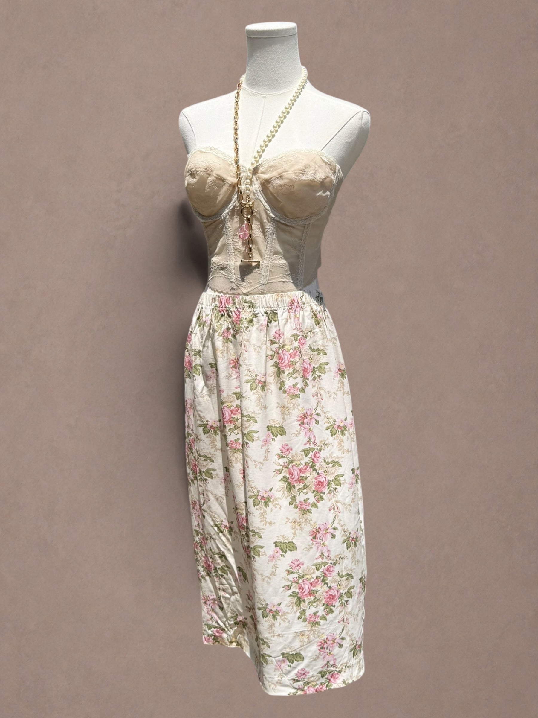 Cream and Pink 1980s Rose Garden Rayon Midi Skirt