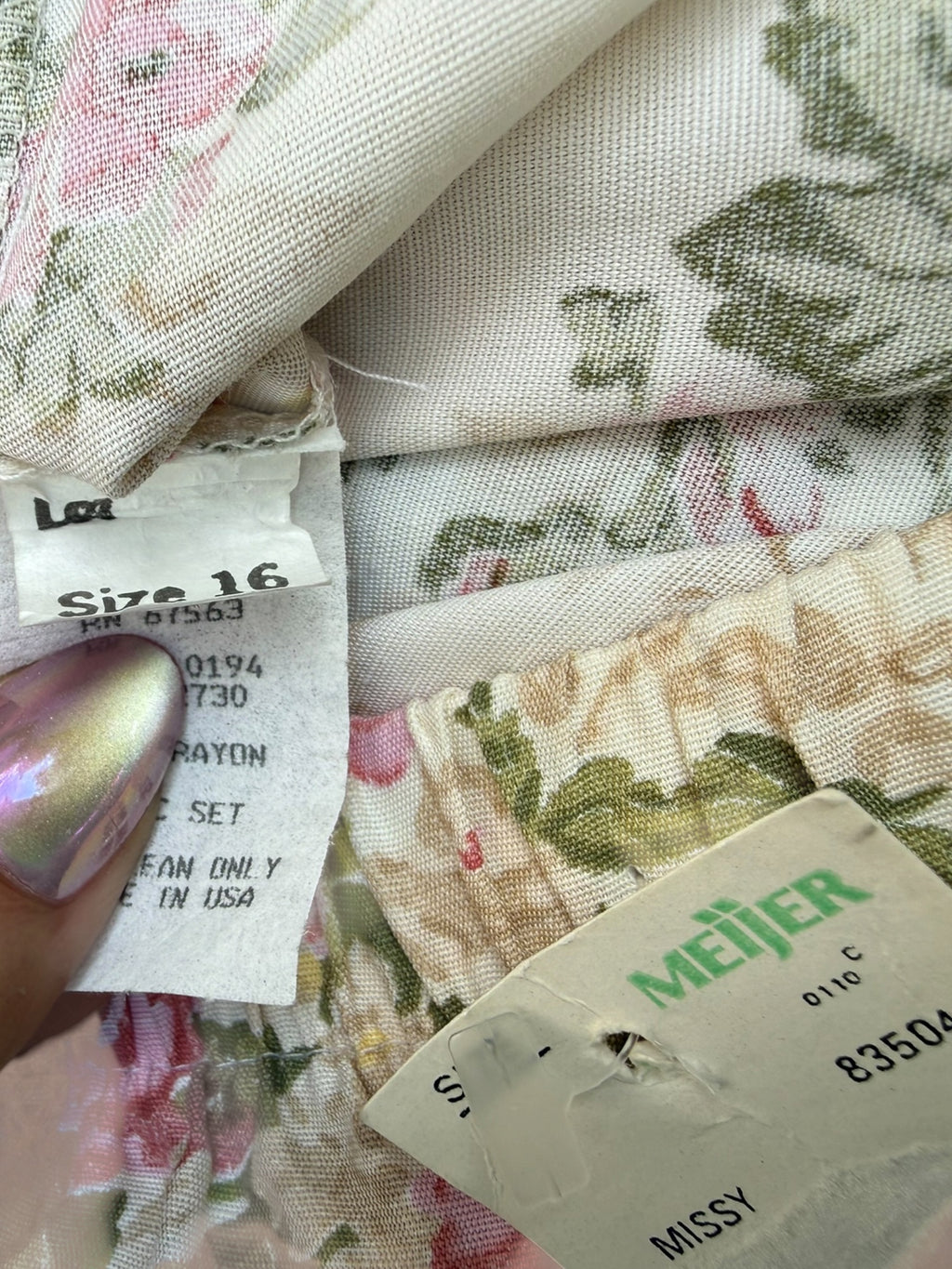 Cream and Pink 1980s Rose Garden Rayon Midi Skirt
