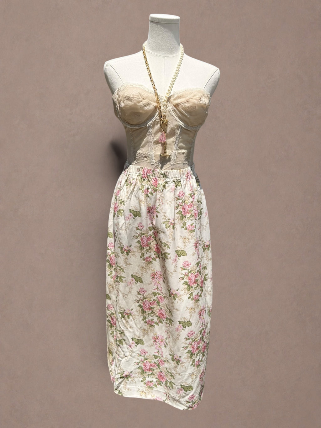 Cream and Pink 1980s Rose Garden Rayon Midi Skirt