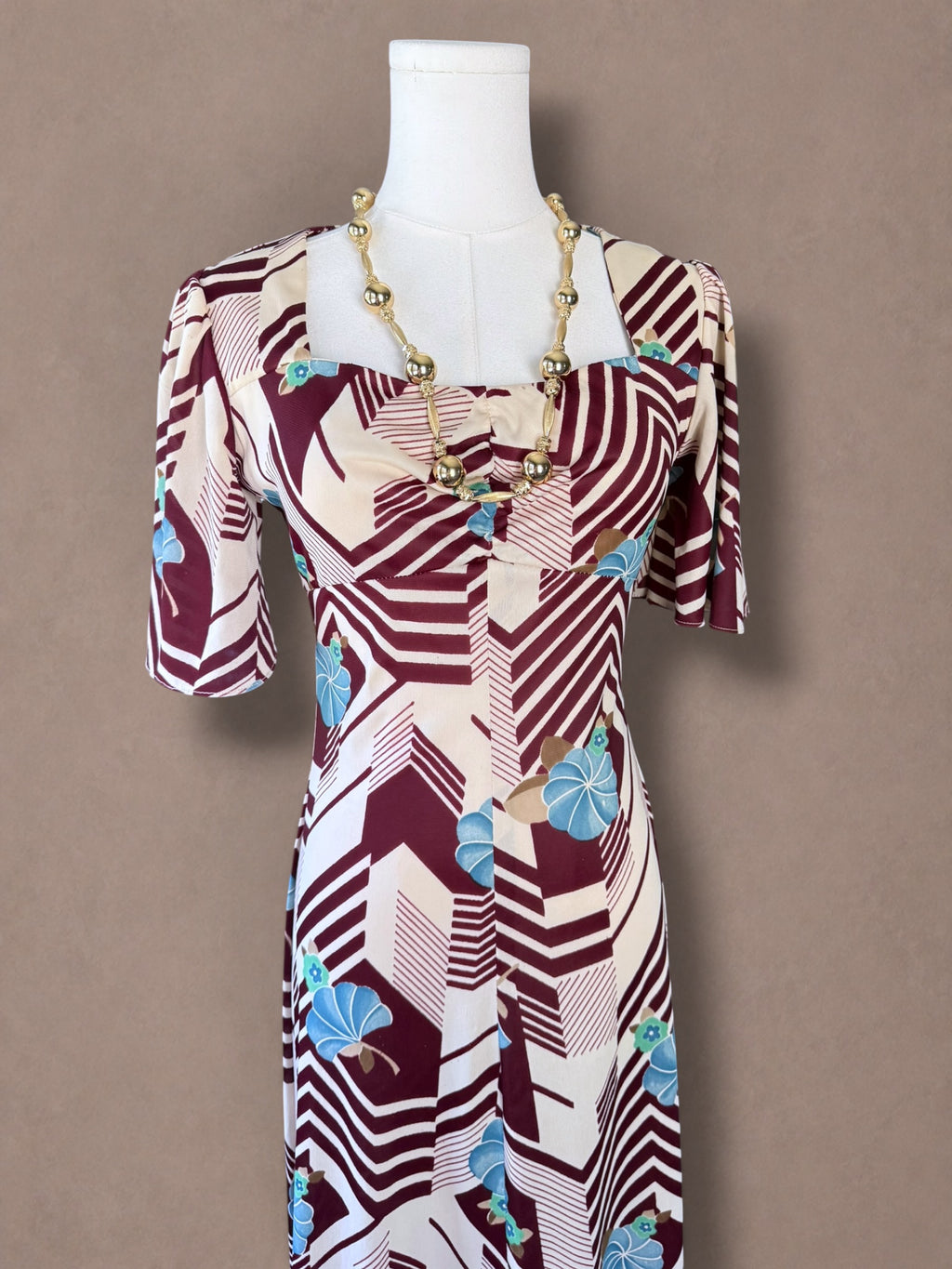 Abstract Hawaiian Print 70s Maxi Dress