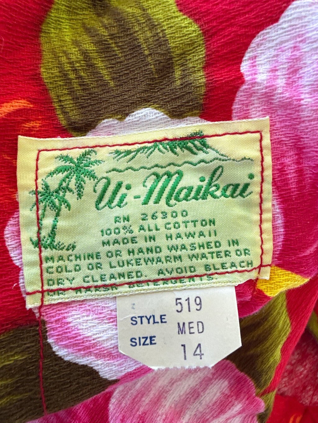 Red 60s Ui-Maikai Hawaiian Hibiscus Maxi Dress