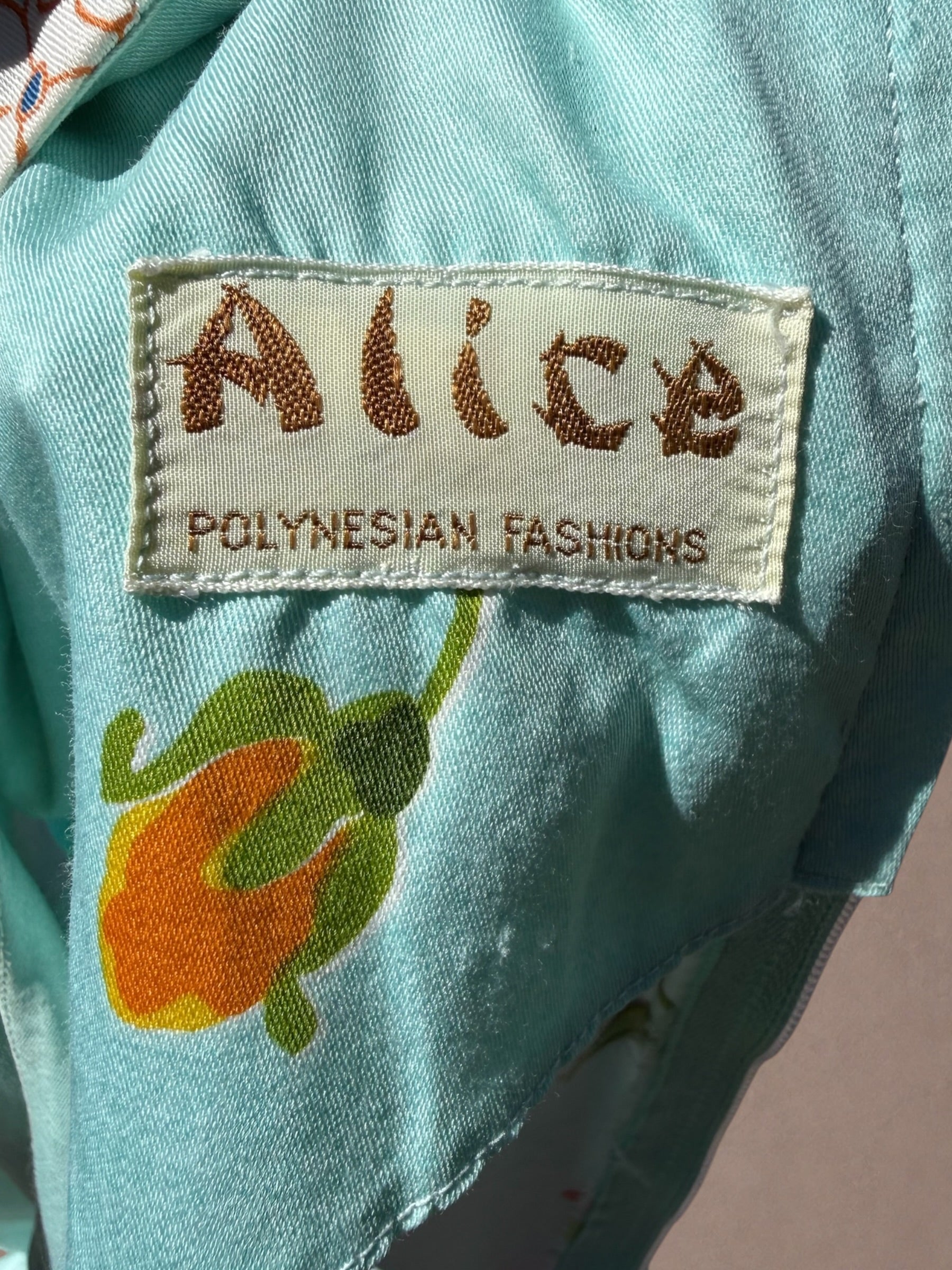 Alice Polynesian 60s Floral Shift Dress