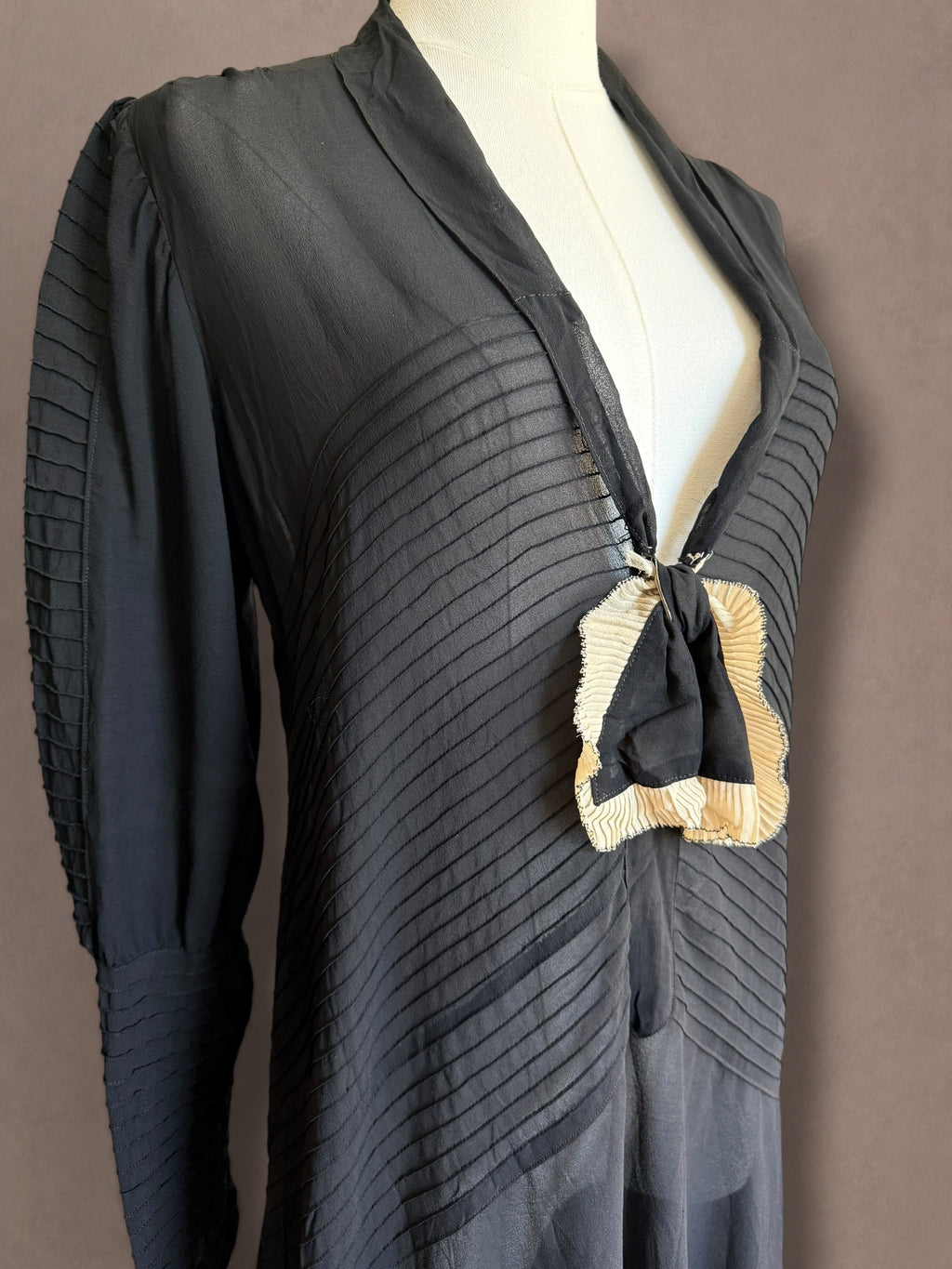 Late 1920s / Early 1930s Black Silk Chiffon Art Deco Evening Gown | Paris Collection